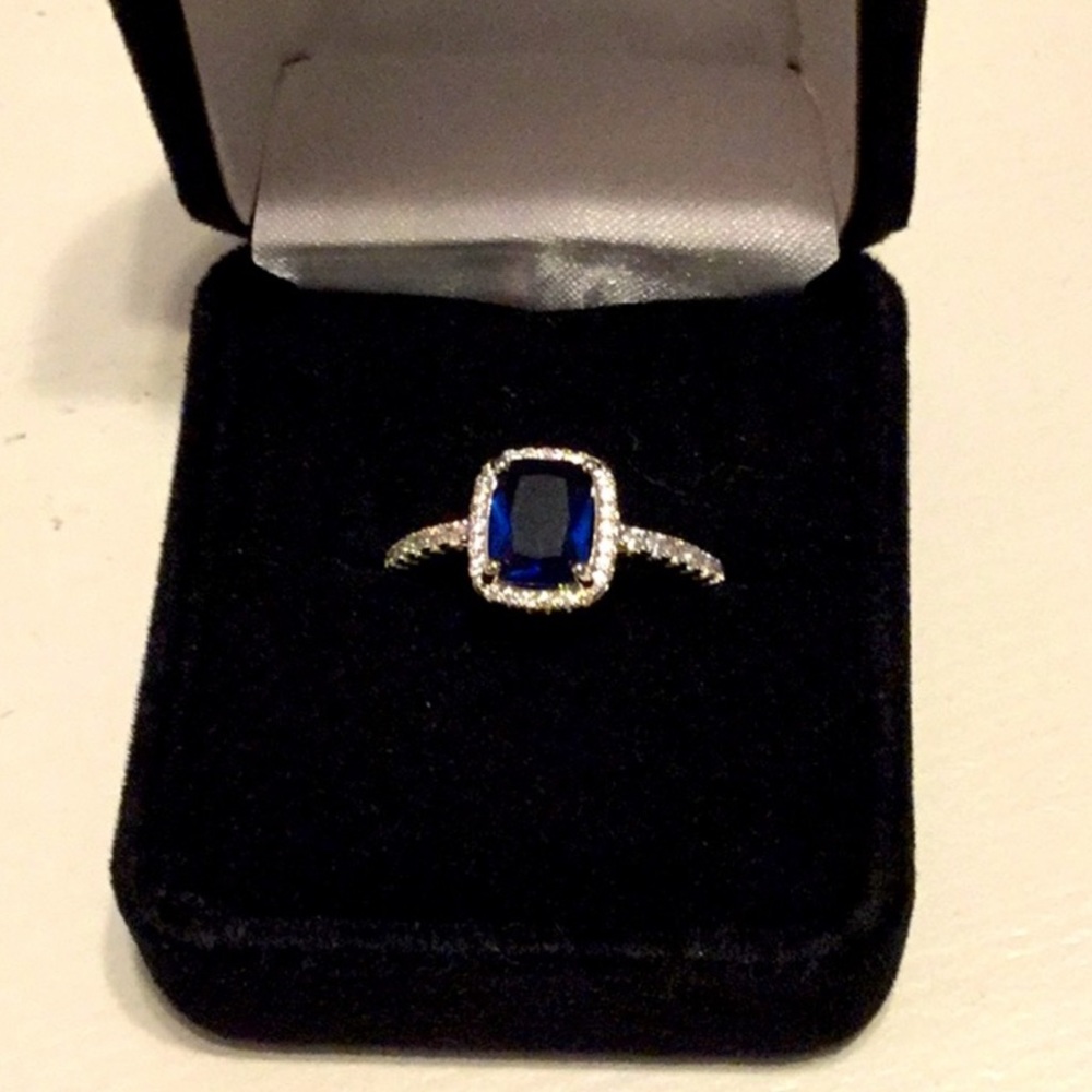 Sapphire Ring